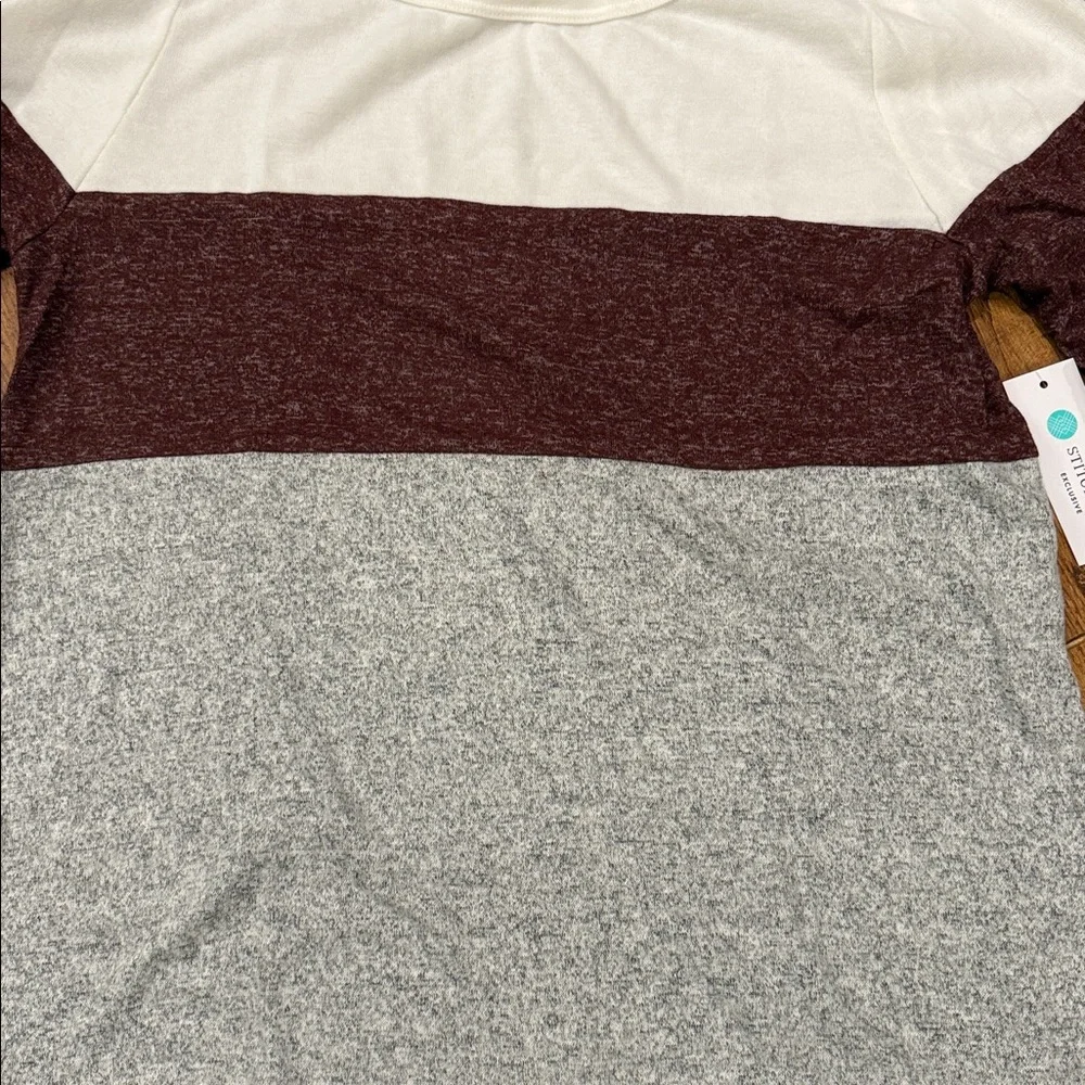 Ultra soft Pink Clover block color sweater size XL new with tags - Picture 6 of 7